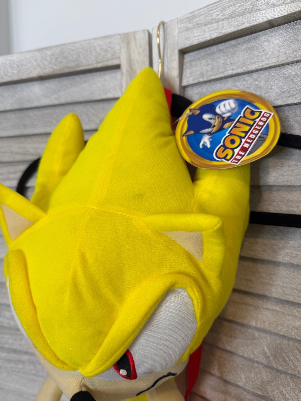 Sonic the Hedgehog Super Sonic 18” Plush Backpack NWT - Picture 5 of 8